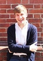 A photo of Andrew, a tutor from Yale University