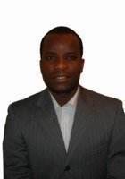 A photo of Jonah, a tutor from Tufts University