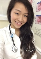 Online Medicine tutor named Nam Phuong