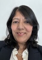 Online French 2 tutor named Yovana P.