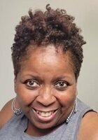 A photo of Glenda, a tutor from Florida Agricultural and Mechanical University