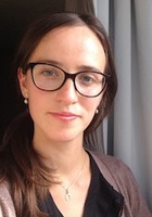 Online IB Visual Arts tutor named Valerie