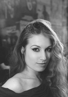 Online French 4 tutor named Stella