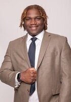 A photo of DMyrian, a tutor from Morehouse College