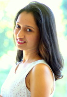 A photo of Rasika, a tutor from Mumbai University