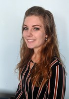 Online Latin 1 tutor named Emma