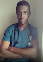 A photo of Fikayo, a tutor from University of Illinois at Chicago