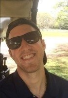 A photo of Thomas, a tutor from Syracuse University