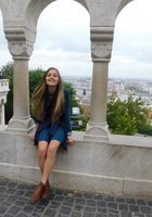 Online German 2 tutor named Madison