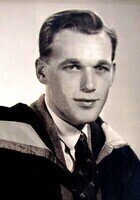 Online UK A Level Mathematics tutor named Peter