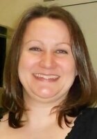 Online ISEE-Middle Level Reading Comprehension tutor named Meredith