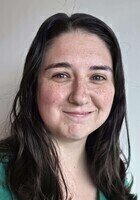 Online Honors Algebra 2 tutor named Isabel