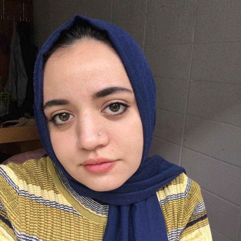 Online JavaScript tutor named Amina
