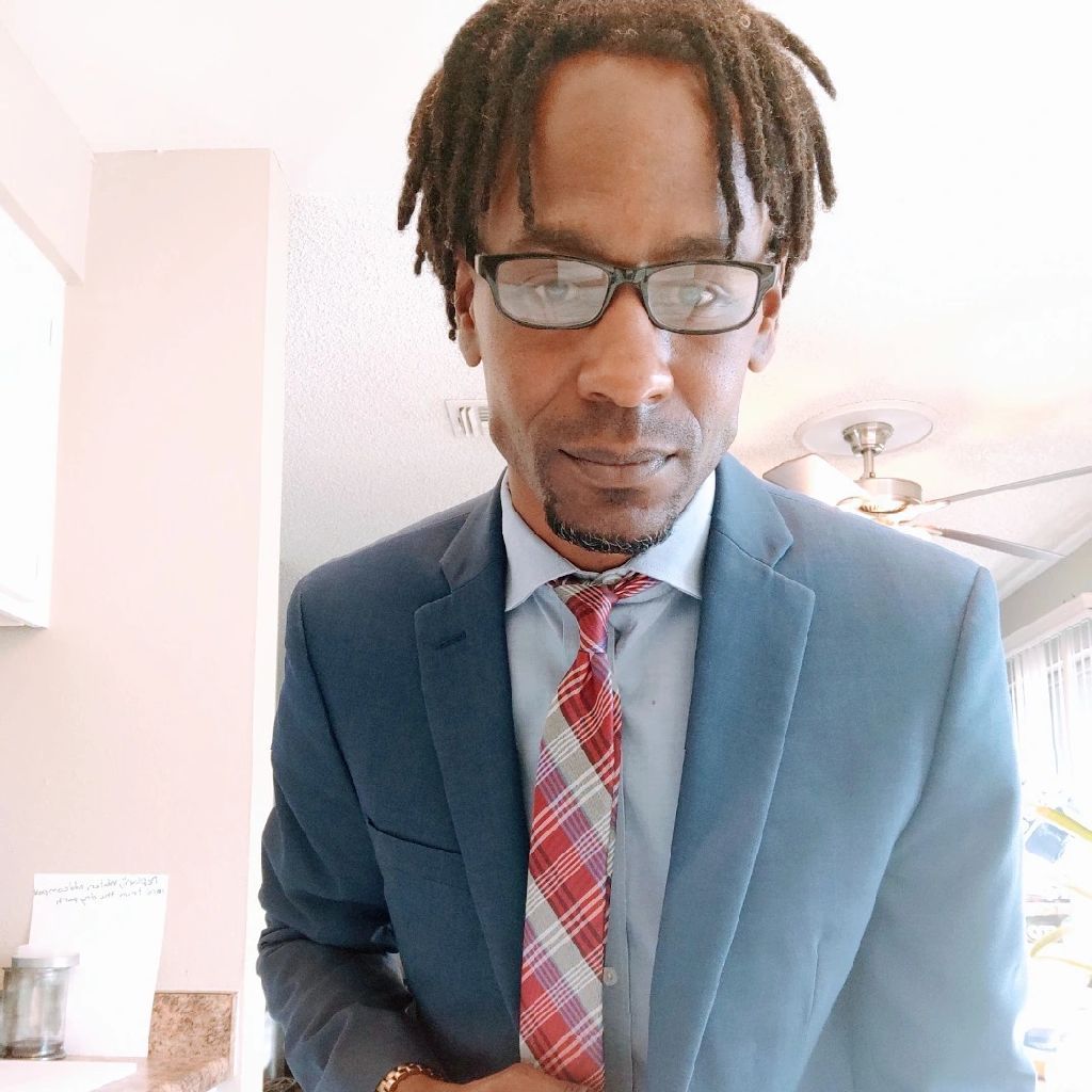 A photo of Clarence, a tutor from Indiana University-Bloomington