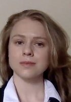 A photo of Erin, a tutor from University of Dayton