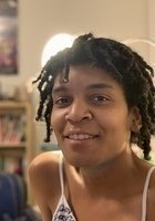 A photo of Rachel, a tutor from Connecticut College