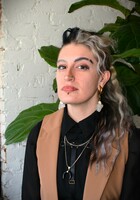 Online Human Resources tutor named Claire
