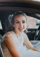 Online High School Political Science tutor named Laura