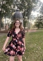 A photo of Lauren, a tutor from University of North Carolina at Greensboro