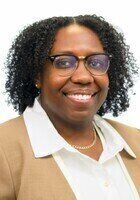 Online Cost Accounting tutor named Amira