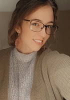 A photo of Sydney, a tutor from East Tennessee State University A photo of Sydney, a tutor from East Tennessee State University