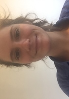 Online R Programming tutor named Laura