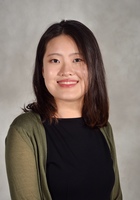 A photo of Yuying, a tutor from Wheaton College (Illinois)