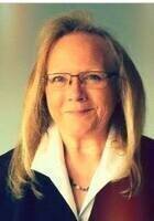 Online Anthropology tutor named Dr. Cheryl