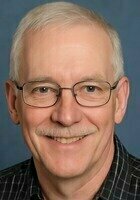Online High School Chemistry tutor named Darrol