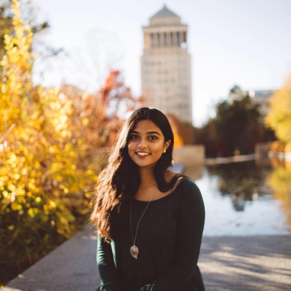 Online Middle School Reading tutor named Nivedita