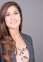 Online College Application Essays tutor named Aruna