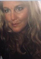Online Spanish 3 tutor named Elizabeth