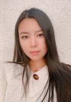 Online Essay Editing tutor named Cecile