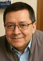 A photo of Enrique, a tutor from Baylor University
