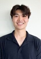 Online Pharmacology tutor named Andrew