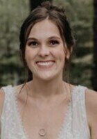 A photo of Lauren, a tutor from West Virginia University