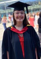 Online UK GCSE English tutor named Annabelle