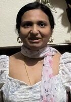 Online Math 1 tutor named Anju