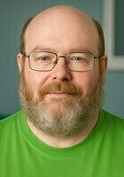 A photo of Mark, a tutor from Syracuse University