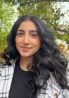 Online Grade 11 Physics tutor named Disha
