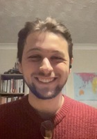 Online Anthropology tutor named Tom