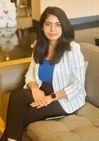 Online Statistics tutor named Jhanvi