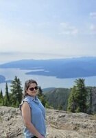 Online Environmental Science tutor named Neha