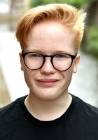 Online UK GCSE History tutor named Hannah