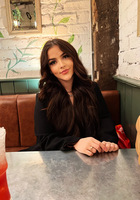 Online UK GCSE Sociology tutor named Olivia