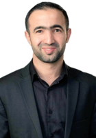 Online UK GCSE Business tutor named Hussein