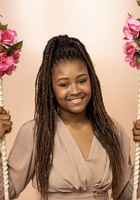 A photo of Samia, a tutor from University of Southern California