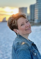 Online Middle School Science tutor named Dr. Roberts