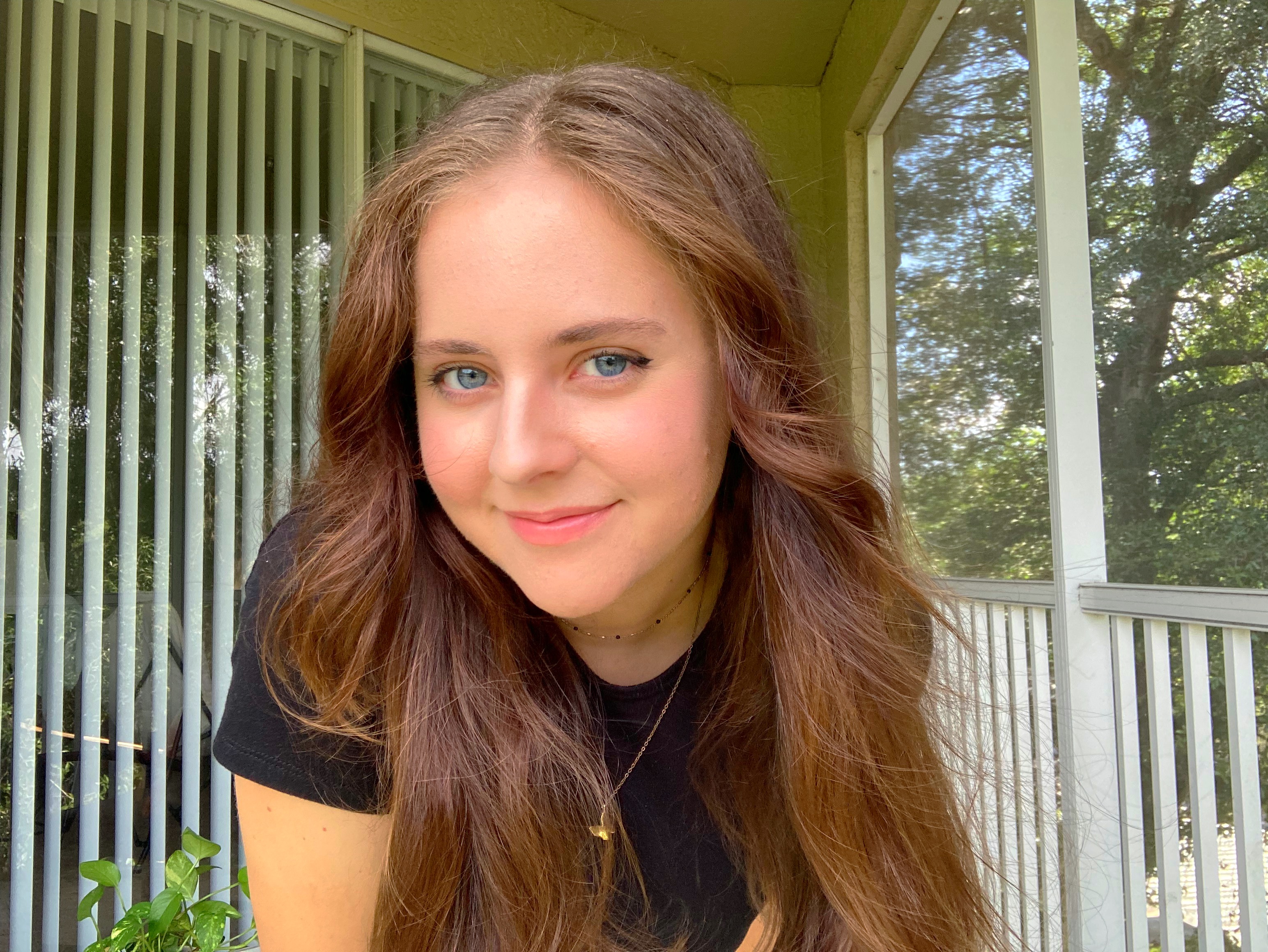 Online Fine Arts tutor named Makayla
