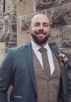 Online High School Accounting tutor named Daniel